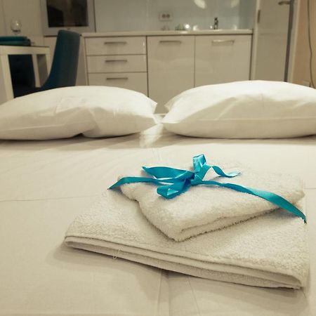 Turist Apartment Ni Esterno foto