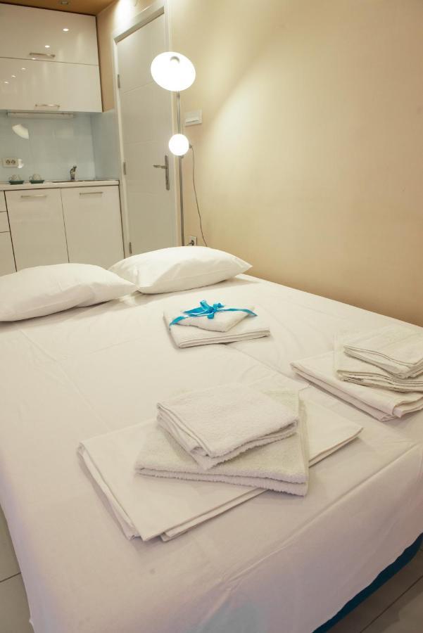 Turist Apartment Ni Esterno foto